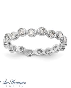 14k White or Yellow Gold 1/4 ct tw Diamond Bezel Anniversary Band