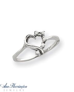 14k White Gold .05 ct tw Diamond Heart Ring