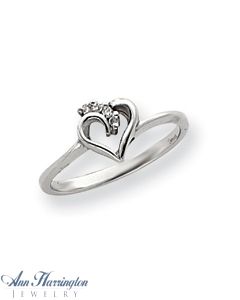 14k White Gold .04 ct tw Diamond Heart Ring