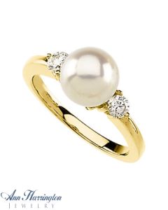 14k Yellow Gold 1/4 ct tw Diamond 8 mm Akoya Cultured Pearl Ring