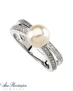14k White Gold 1/5 ct tw Diamond and 8 mm Freshwater Cultured Pearl Ring
