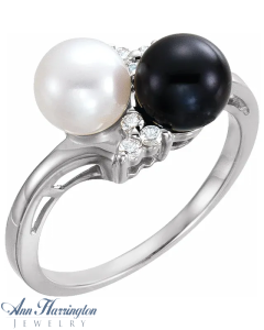 14k White or Yellow Gold 1/10 ct tw Diamond and 6.5 mm Akoya Cultured & Black Pearl Ring